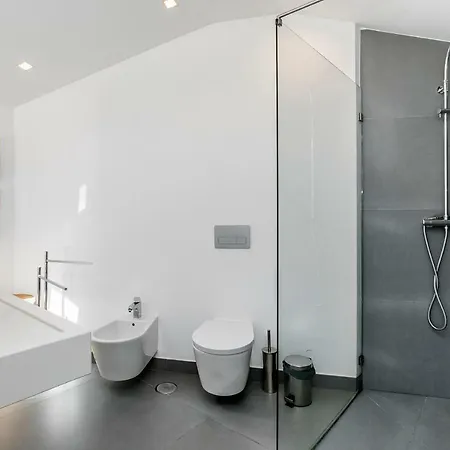 Villa Hills De Luxe With 4 Bedr 3 Baths Heated Pool With View *