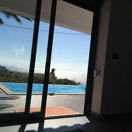 Hills De Luxe With 4 Bedr 3 Baths Heated Pool With View فيلة